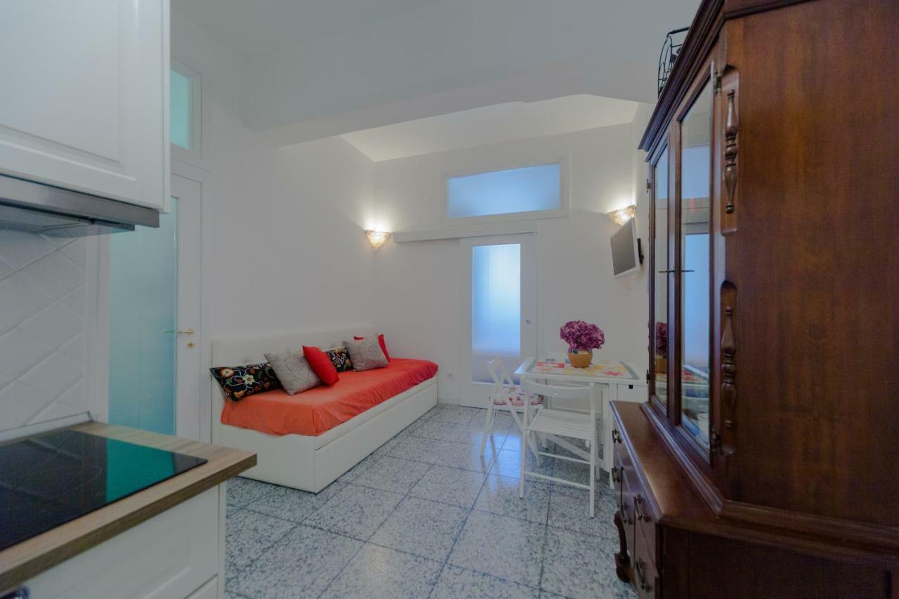 Appartement Divina Costa Salernes Extérieur photo